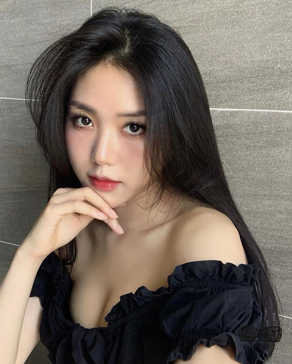 ảnh gái cute chụp instagram