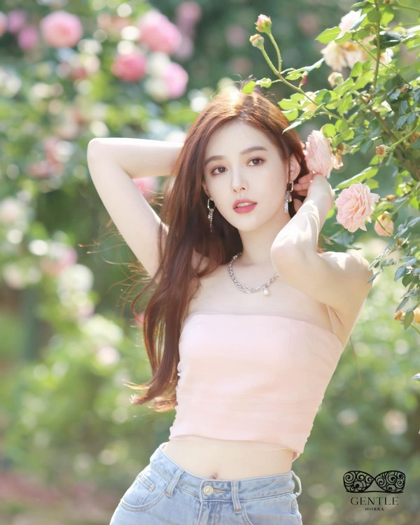 ảnh gái cute chụp instagram