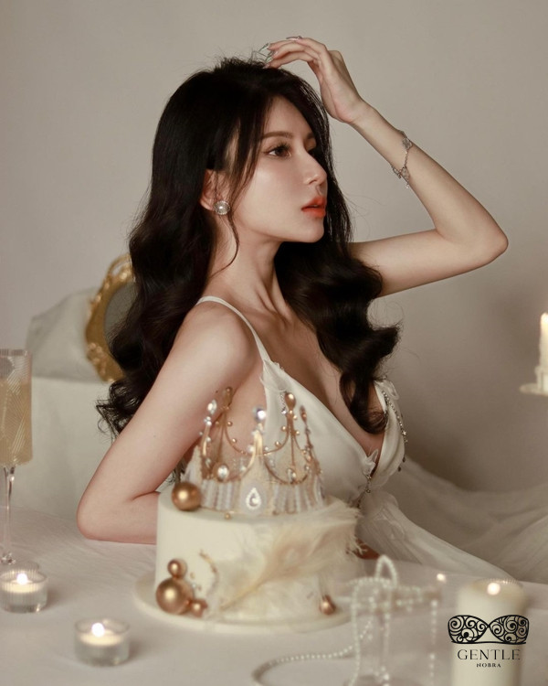 ảnh gái cute chụp instagram