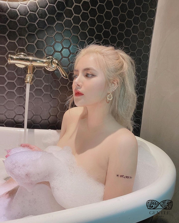 ảnh người mẫu khỏa thân