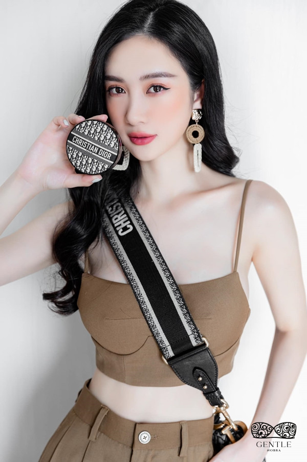 ảnh nữ diễn viên jun vũ