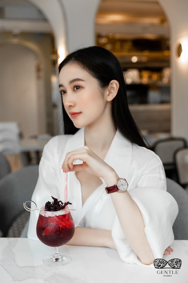 50+ ảnh diễn viên Jun Vũ gợi cảm quyến rũ trong những set trang phục 48 ảnh nữ diễn viên jun vũ