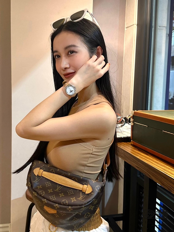 ảnh nữ diễn viên jun vũ