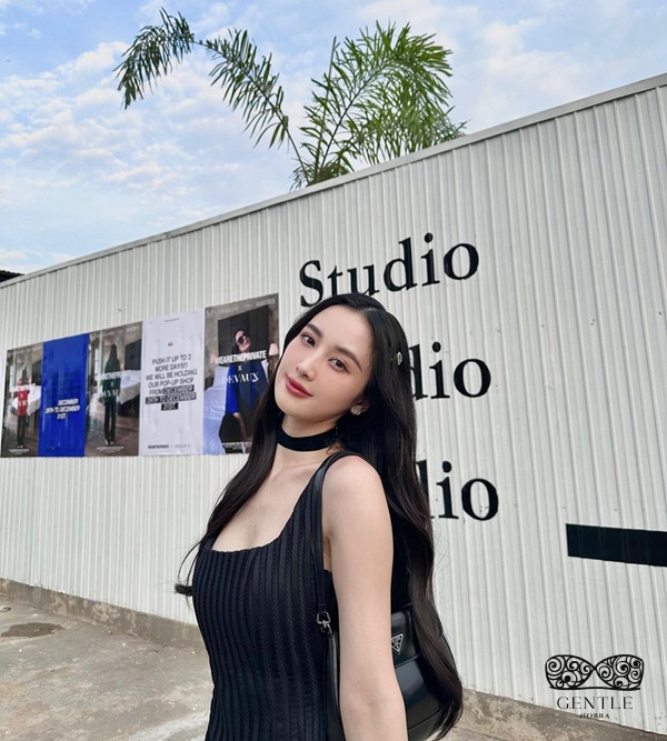 ảnh nữ diễn viên jun vũ