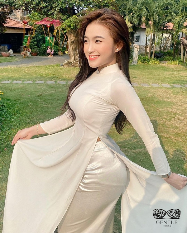 888+ ảnh áo dài sexy gây nức lòng thanh niên xứ Đông Lào 11 áo dài sexy 11