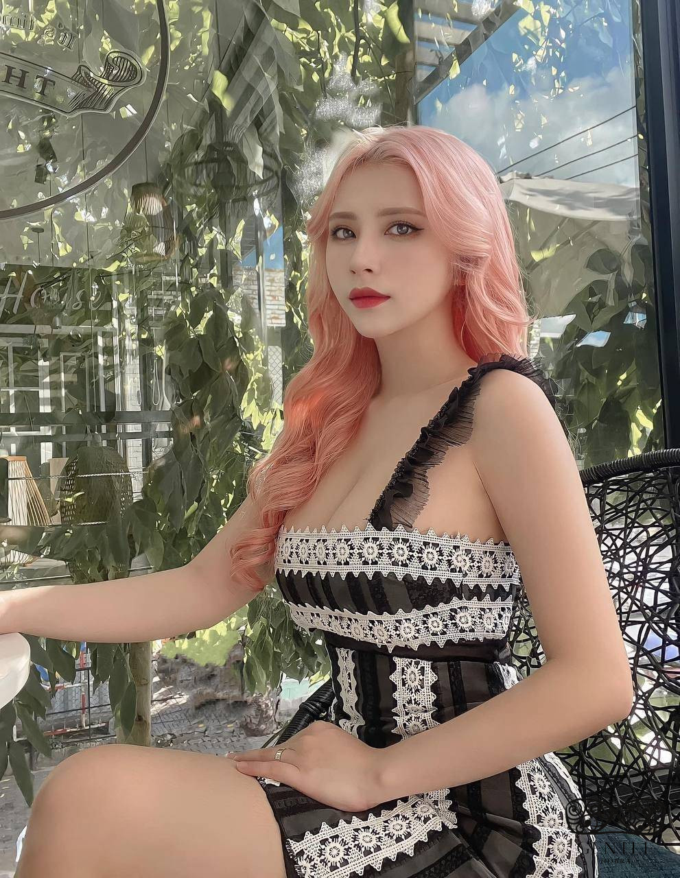 bikini xuyên thấu