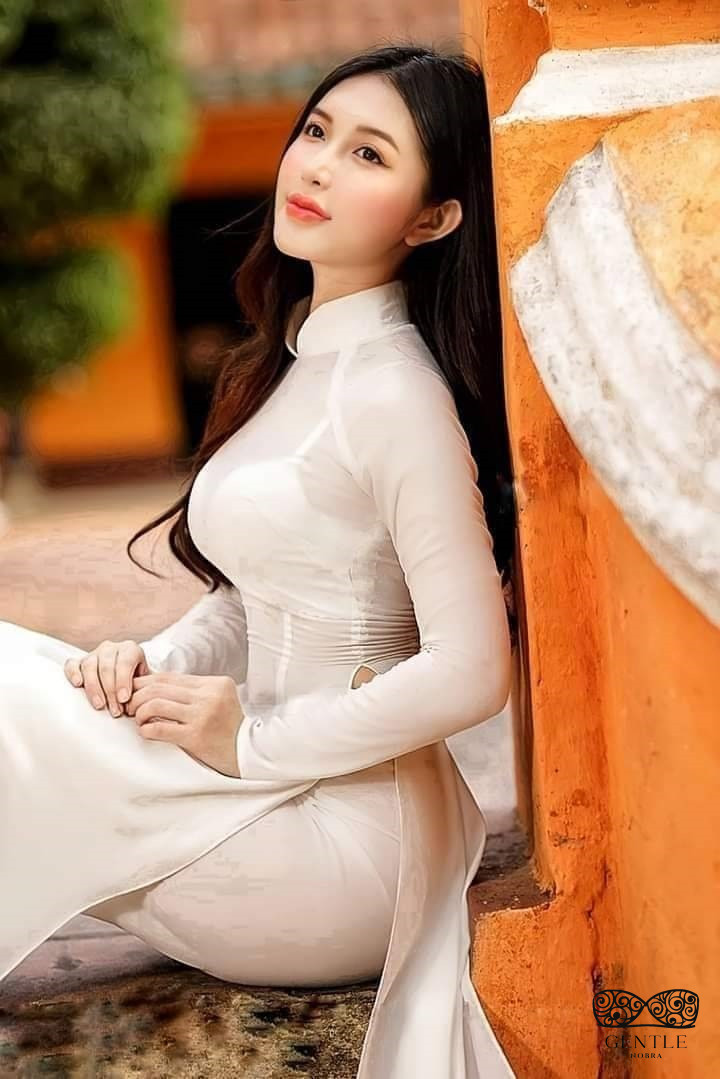 áo dài xuyên thấu không nội y