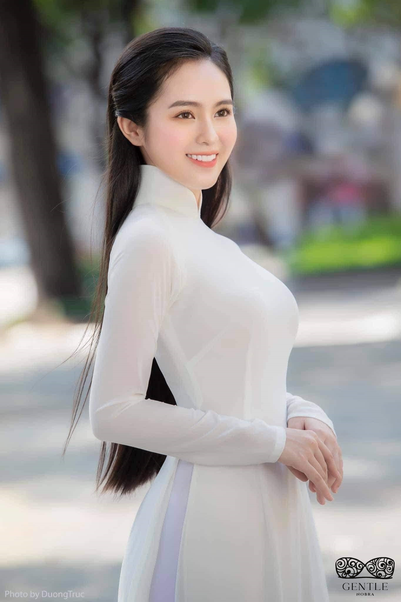 69+ ảnh áo dài xuyên thấu không nội y nóng bỏng mắt người xem 15 áo dài xuyên thấu không nội y