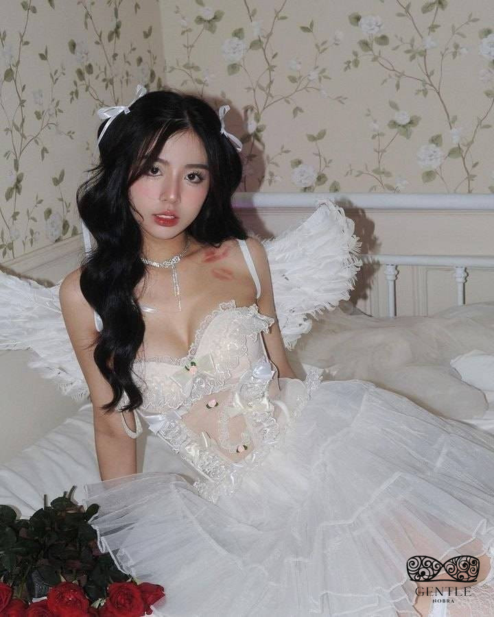 bikini xuyên thấu