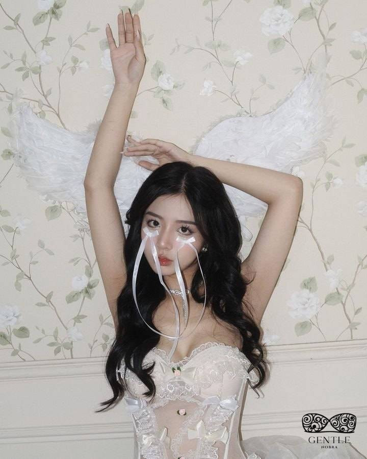 bikini xuyên thấu