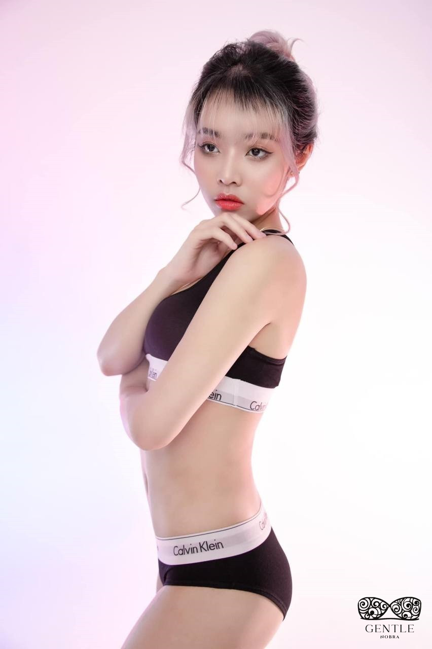 100+ ảnh gái xinh mặc đồ lót thân hình đồng hồ cát gợi cảm quyến rũ nhất 14 gái xinh mặc đồ lót