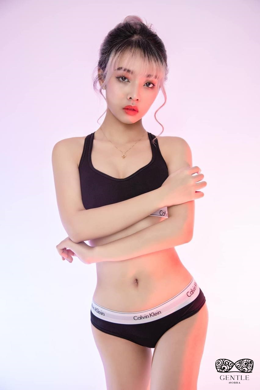 100+ ảnh gái xinh mặc đồ lót thân hình đồng hồ cát gợi cảm quyến rũ nhất 16 gái xinh mặc đồ lót