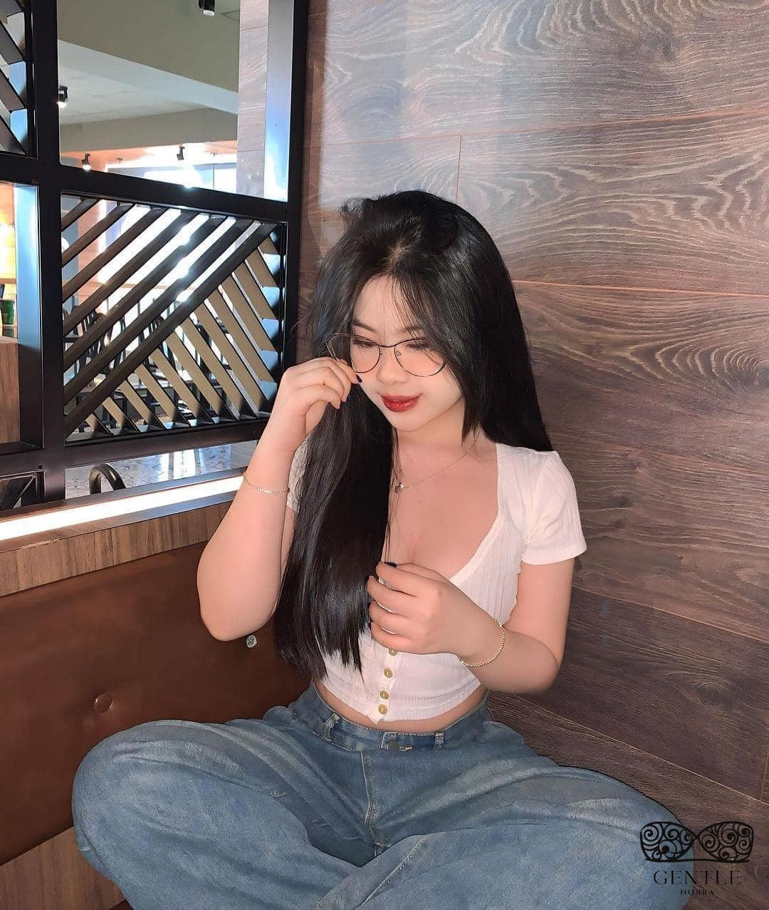 ảnh gái xinh đeo kính ngầu dễ thương