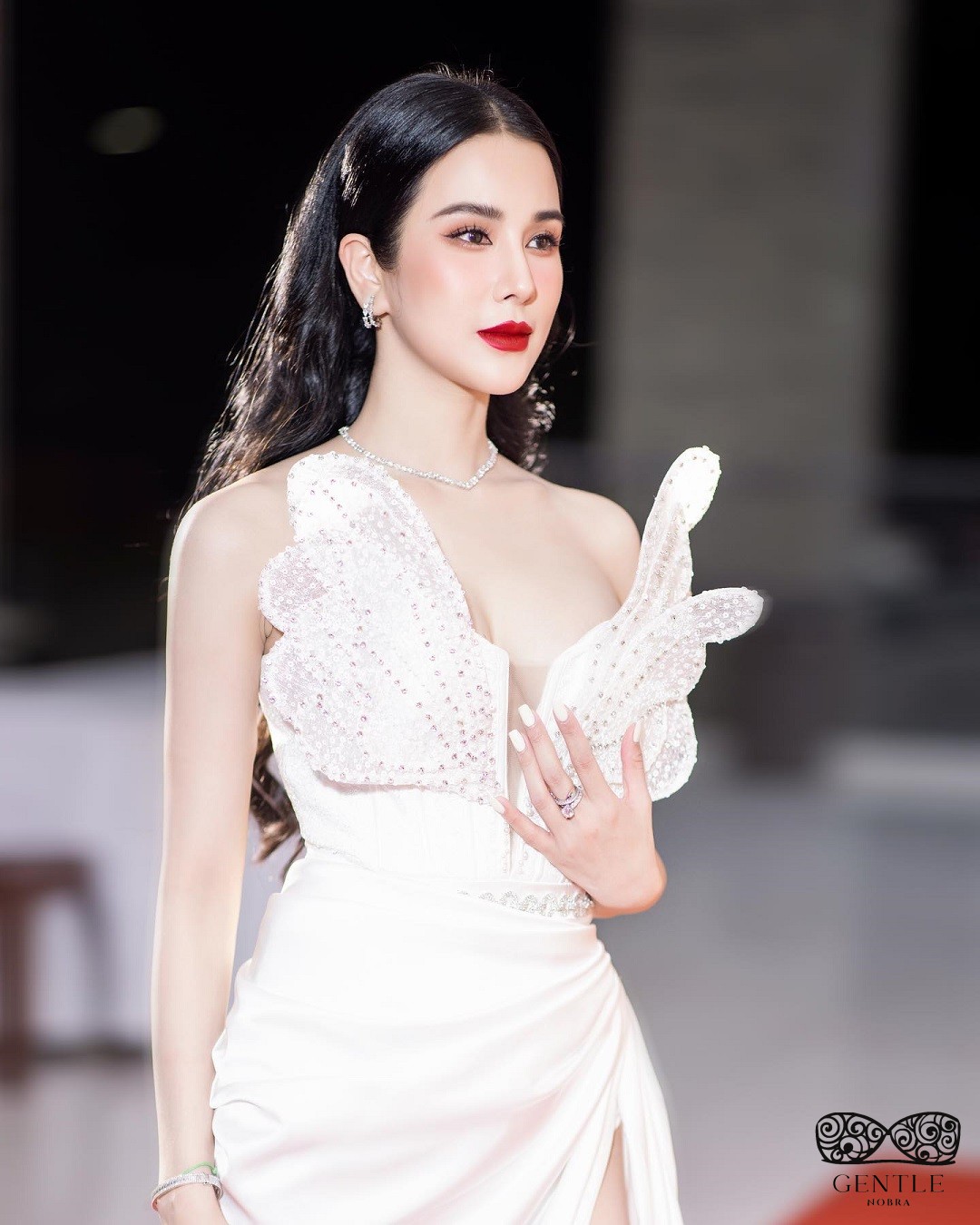 ảnh diễn viên Diệp Lâm Anh sexy3