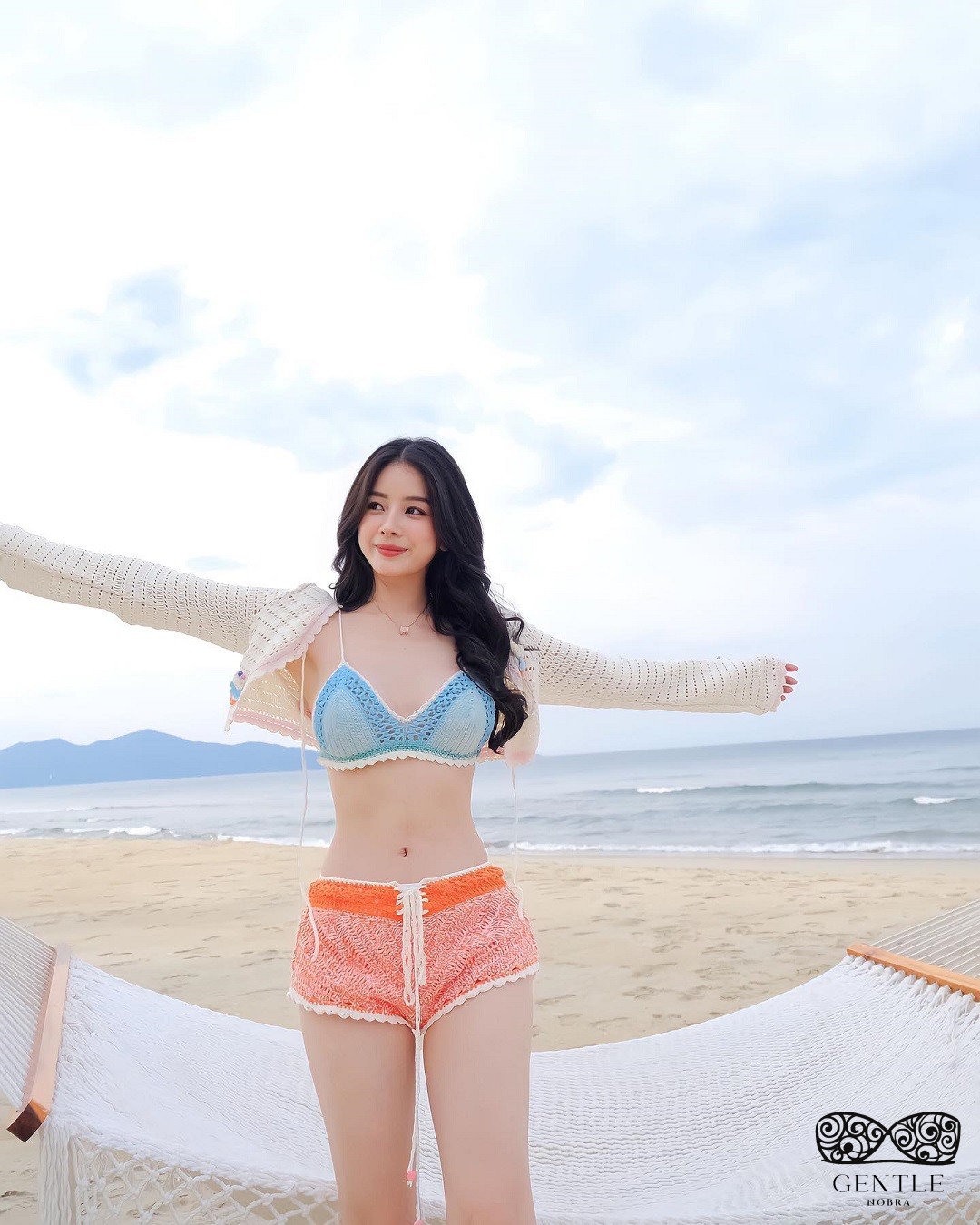 hình ảnh Dj Mie bikini 5