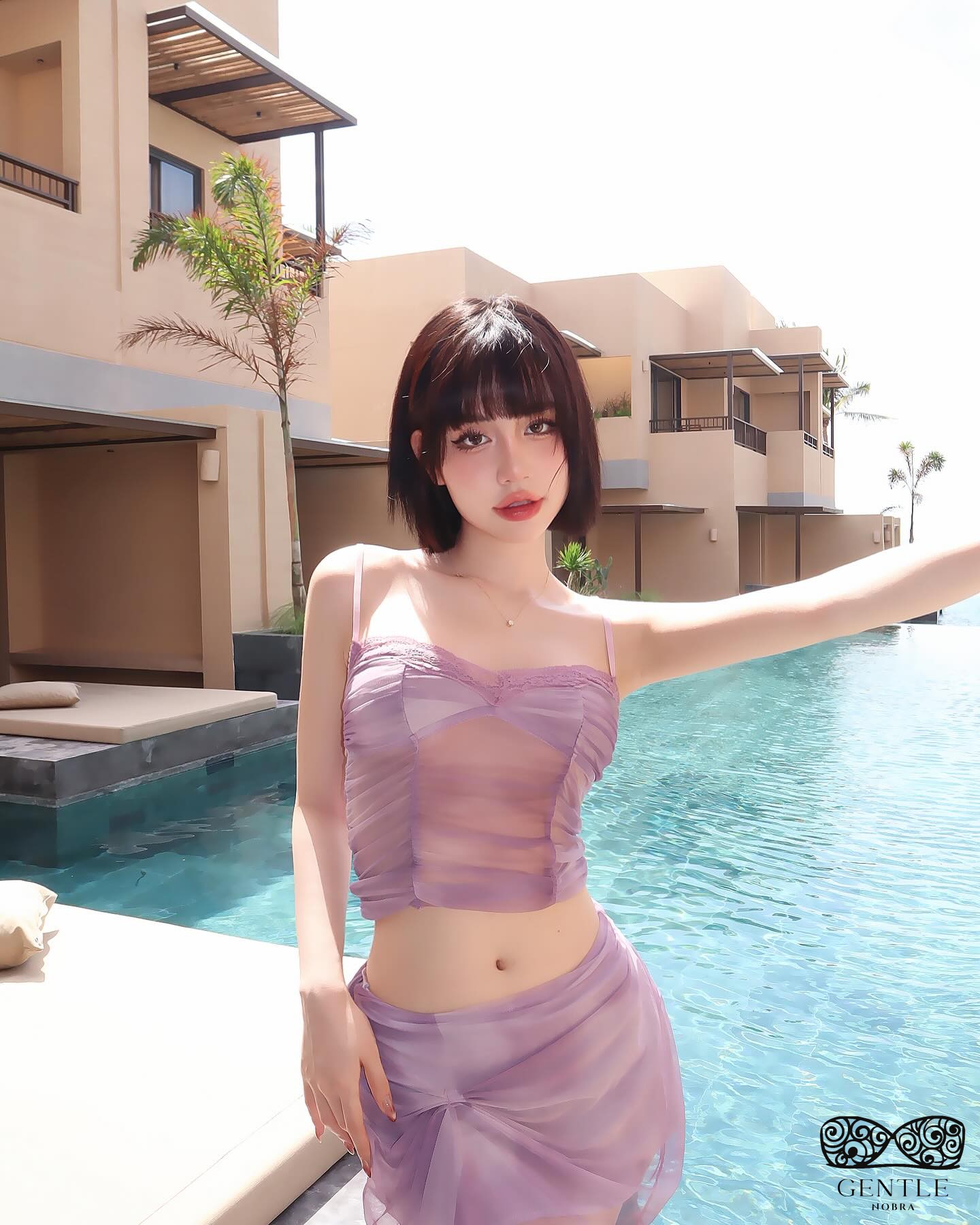 ảnh gái xinh chụp dáng diện bikini sexy