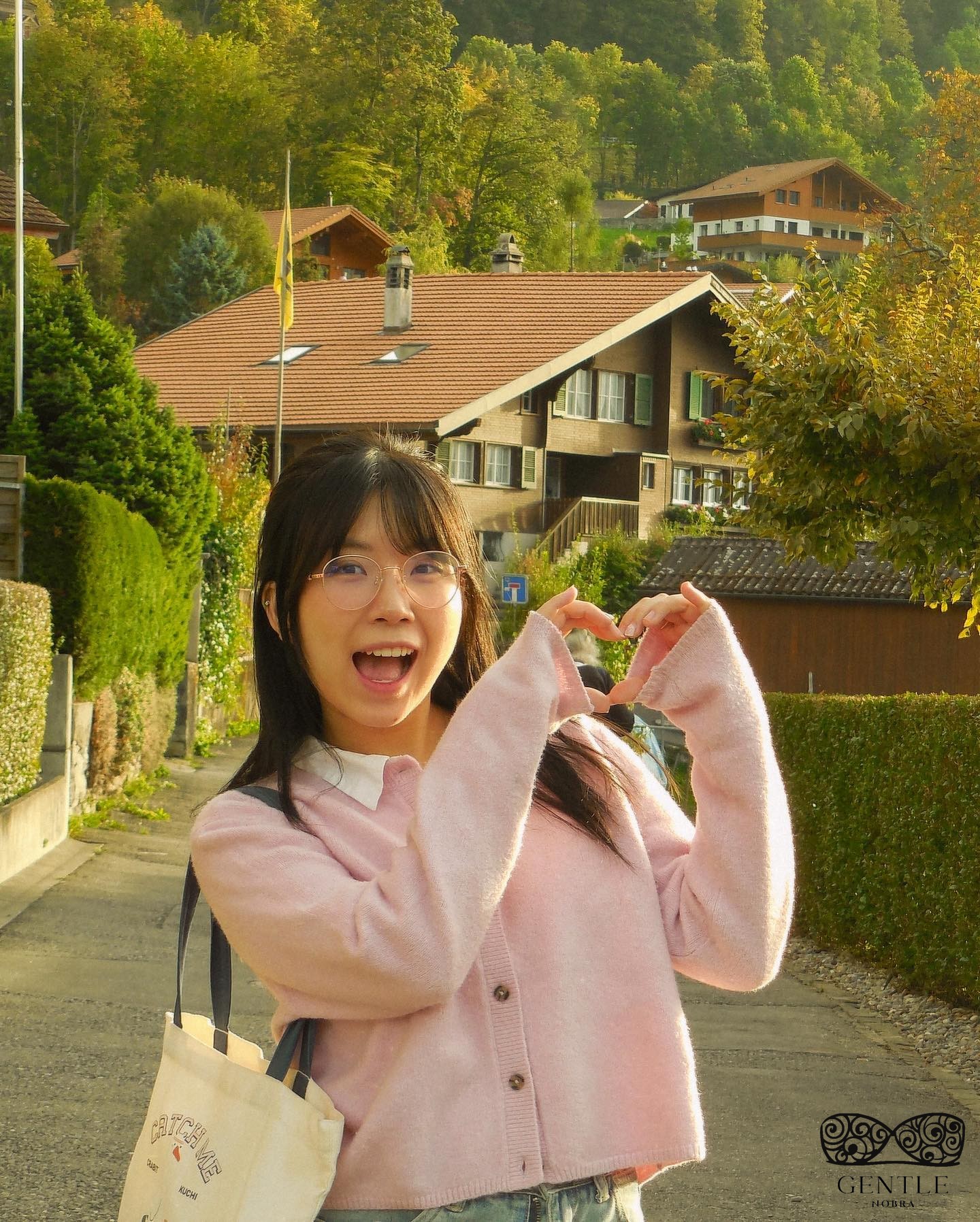 ảnh gái xinh tik tok Quỳnh TÍt Schannel