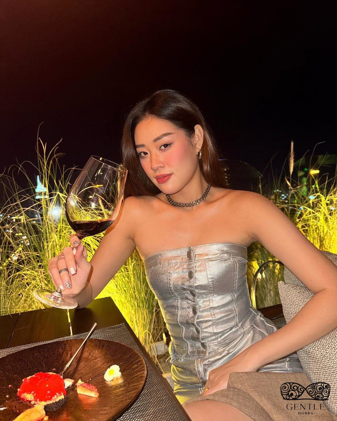 hoa hậu nguyễn trần khánh vân