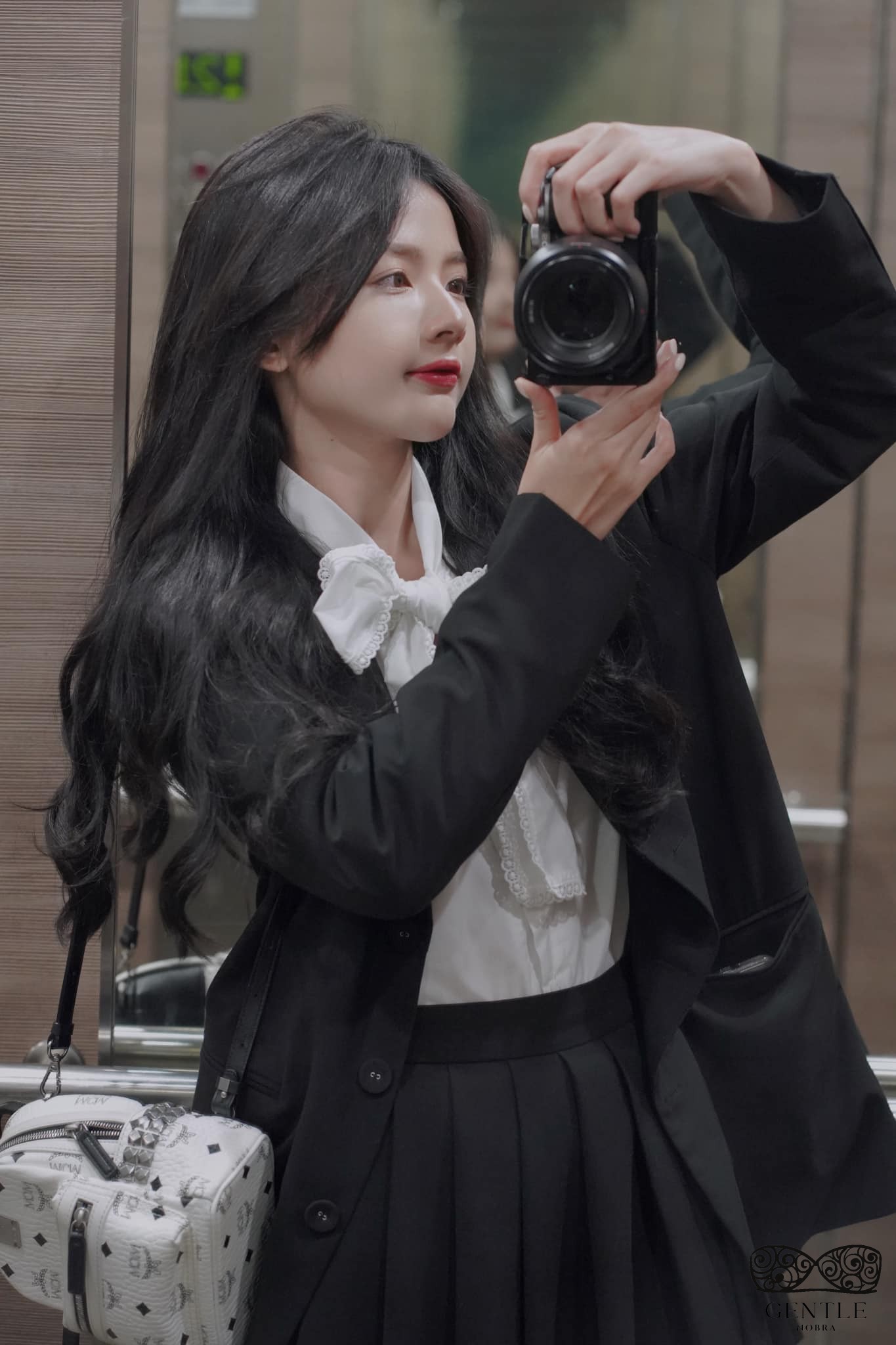 ảnh của lê lý lan hương sexy 4