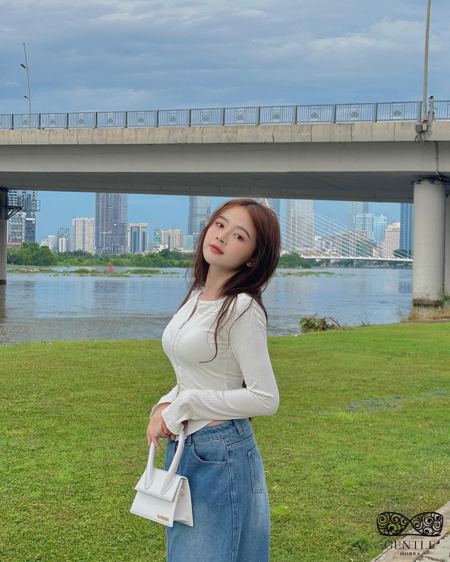 ảnh lê lý lan hương Faptv sexy3