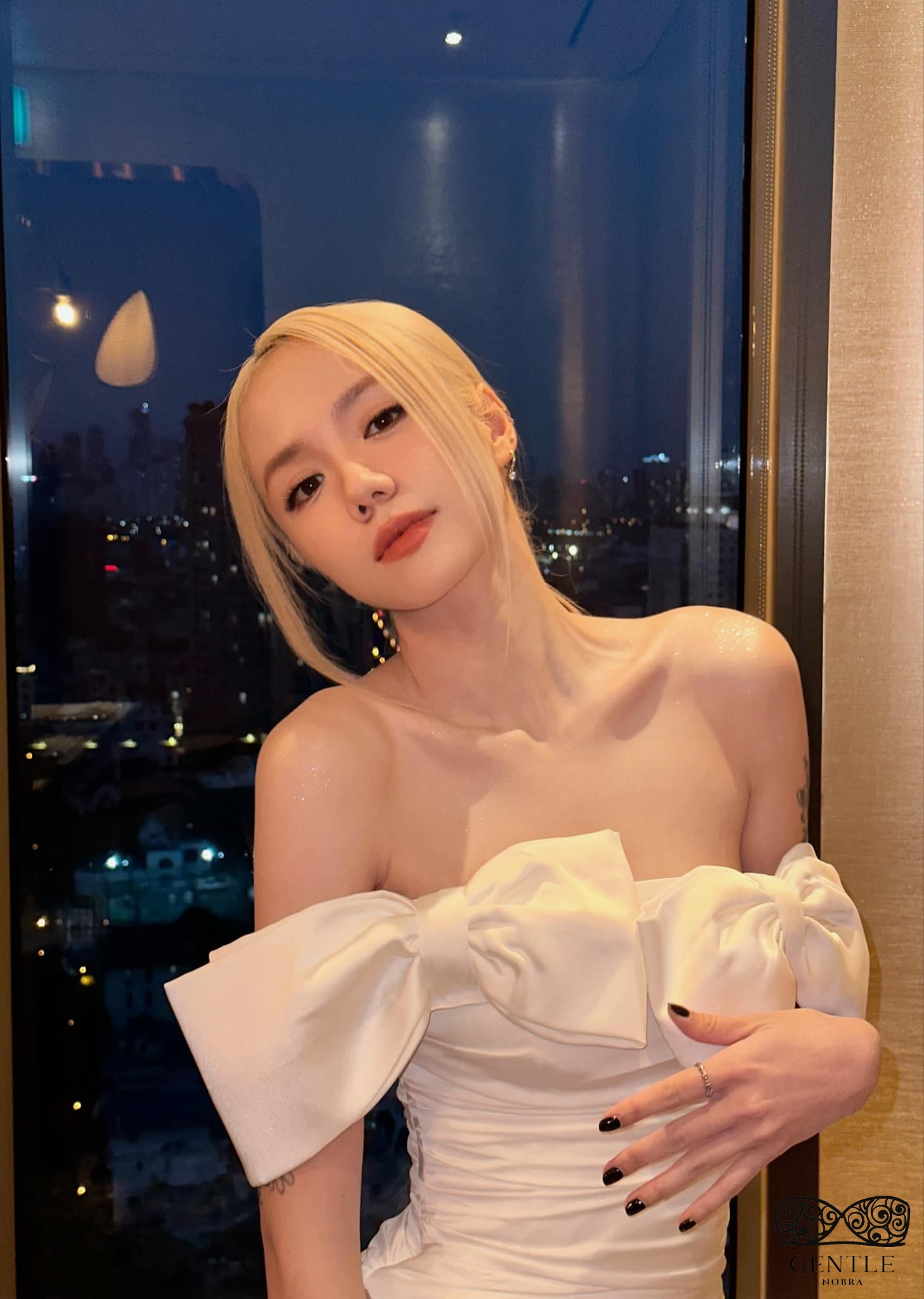 những hình ảnh sexy của phương ly 2