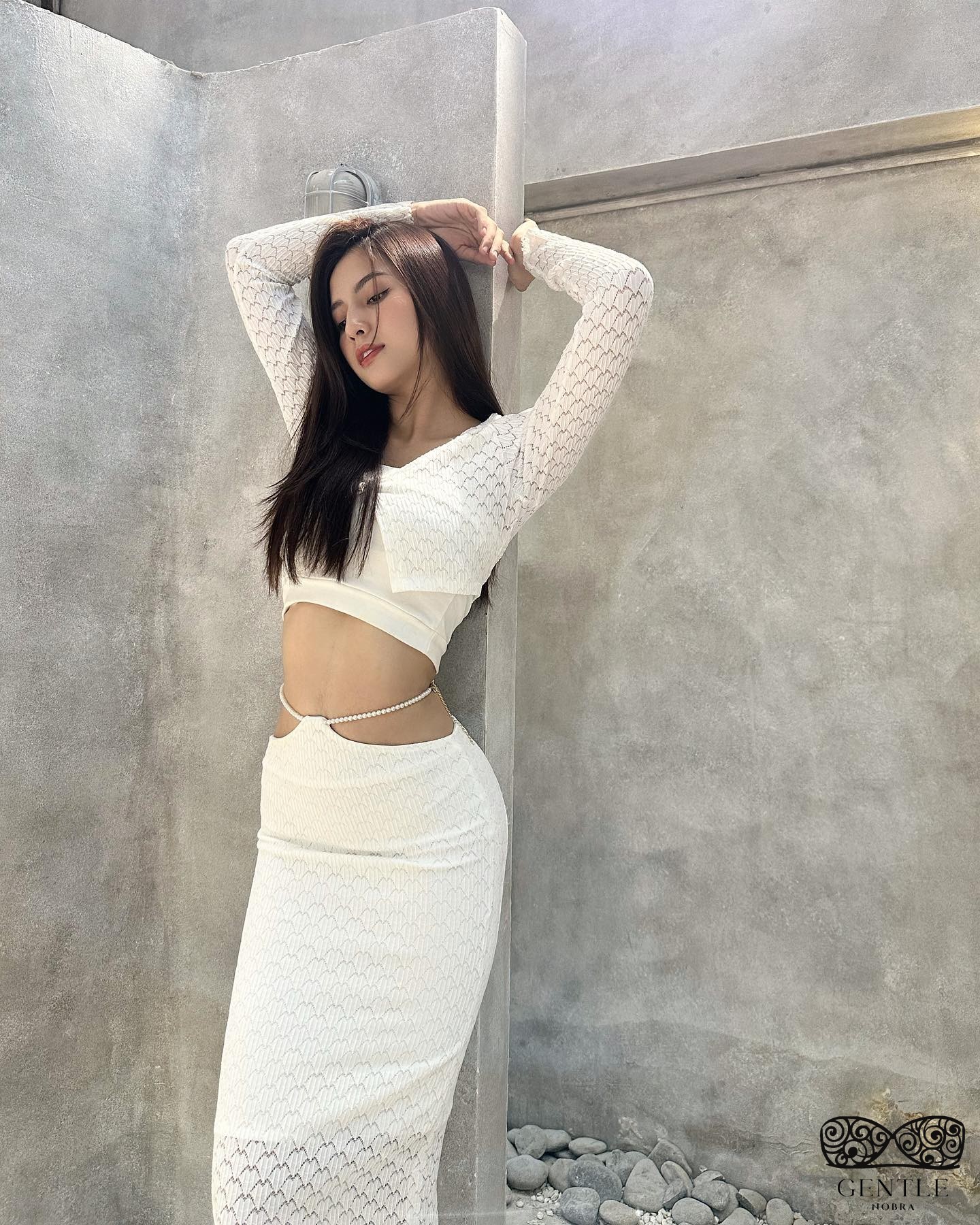 thiên an sexy khoe body sau sinh