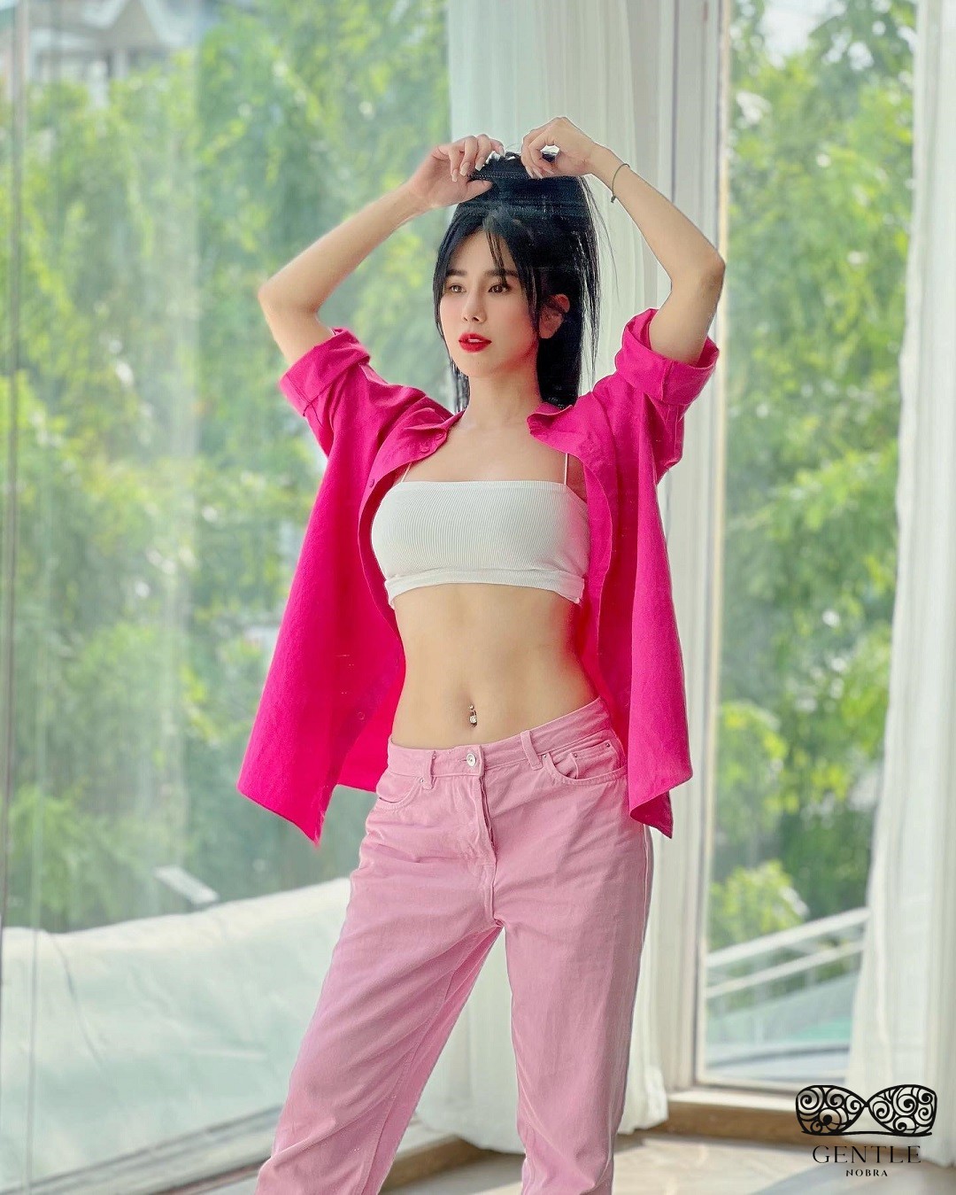 Diệp Lâm Anh sexy 2