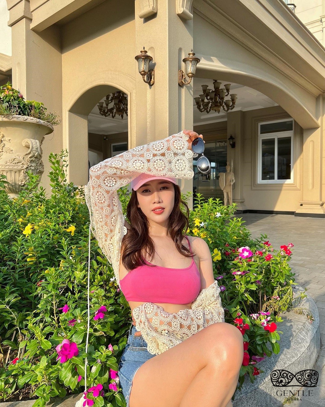 thúy ngân mặc bikini 2