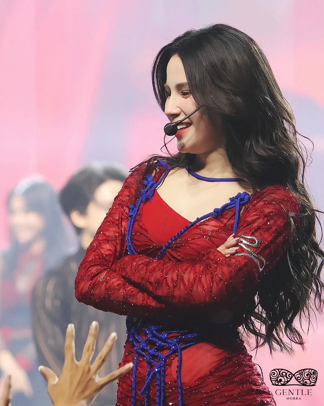 chị đẹp Diệp Lâm Anh 4