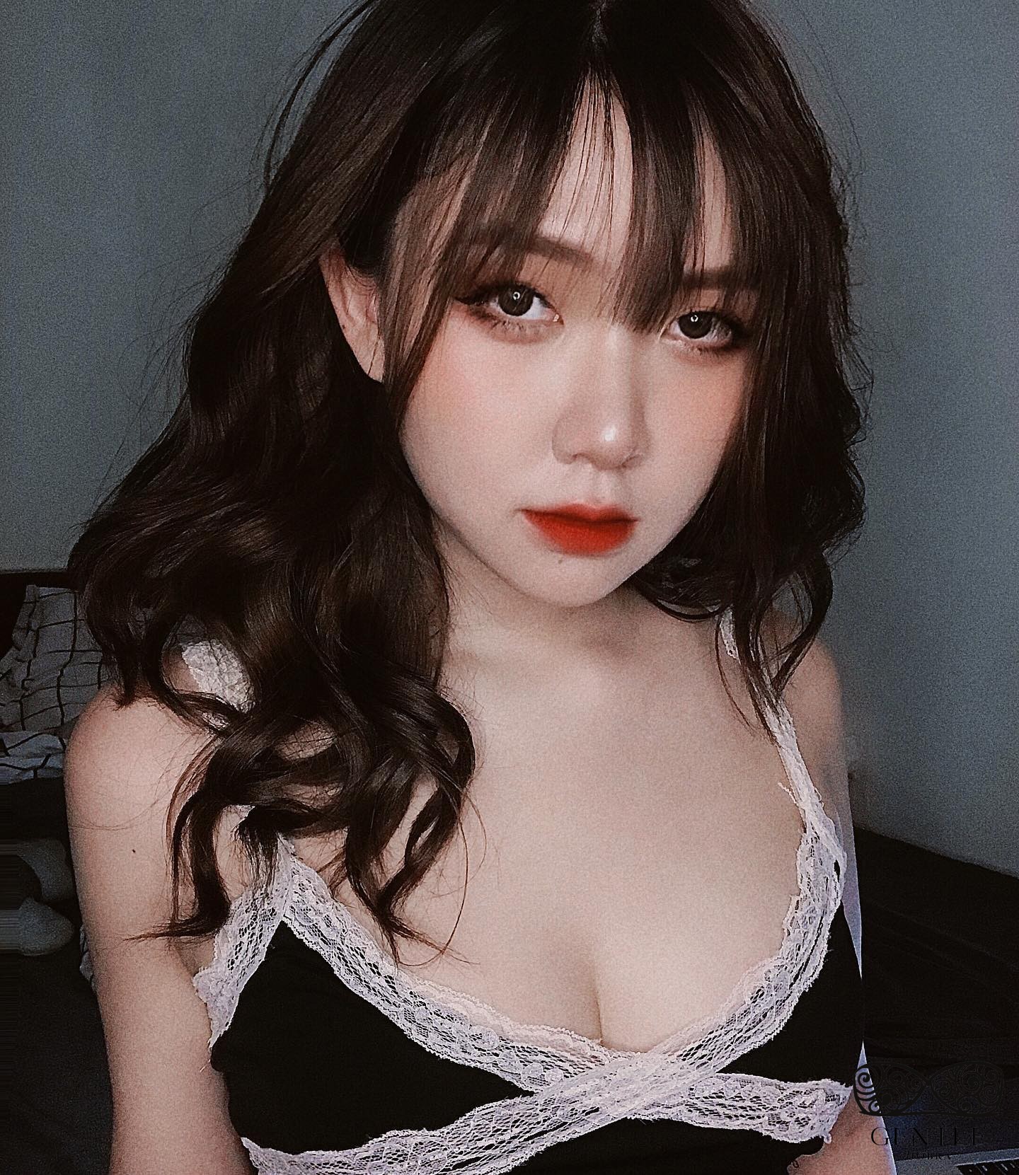 Tổng Hợp 66+ Ảnh Gái Xinh Show Vú Bỏng Mắt Không Che 41 ảnh gái xinh show vú 5