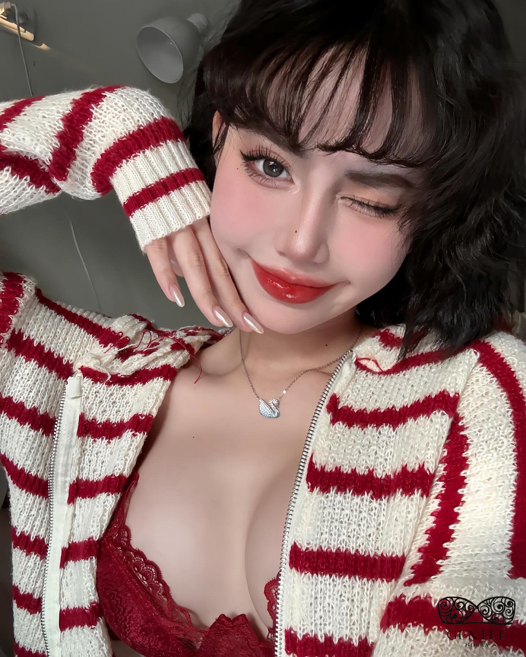 ảnh gái xinh cute tóc ngắn 5