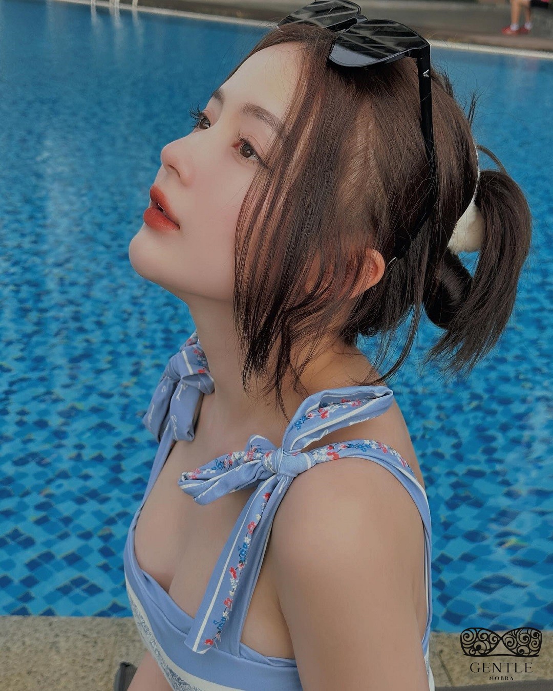 ảnh lê lý lan hương sexy3