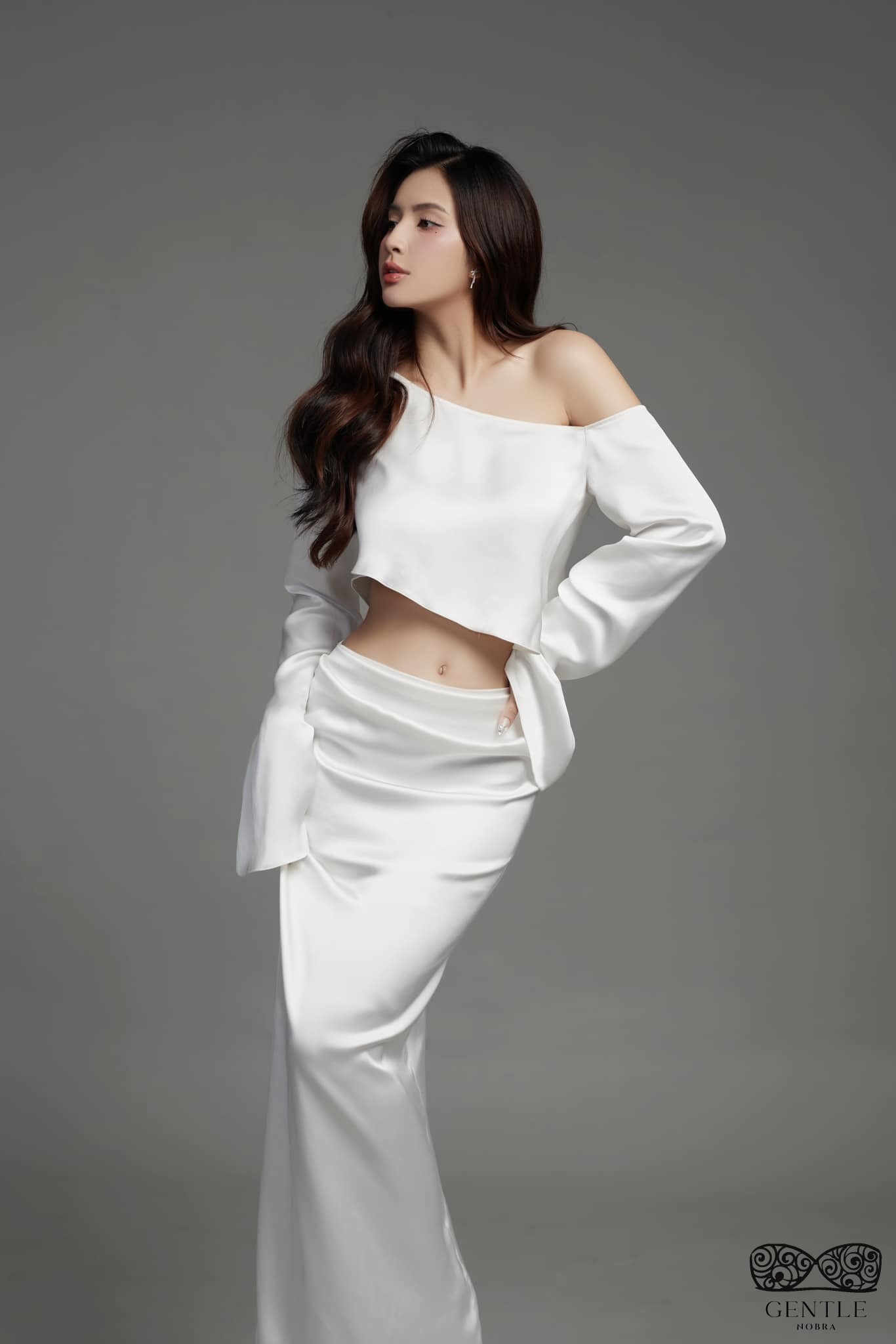 thiên an sexy khoe body sau sinh 2