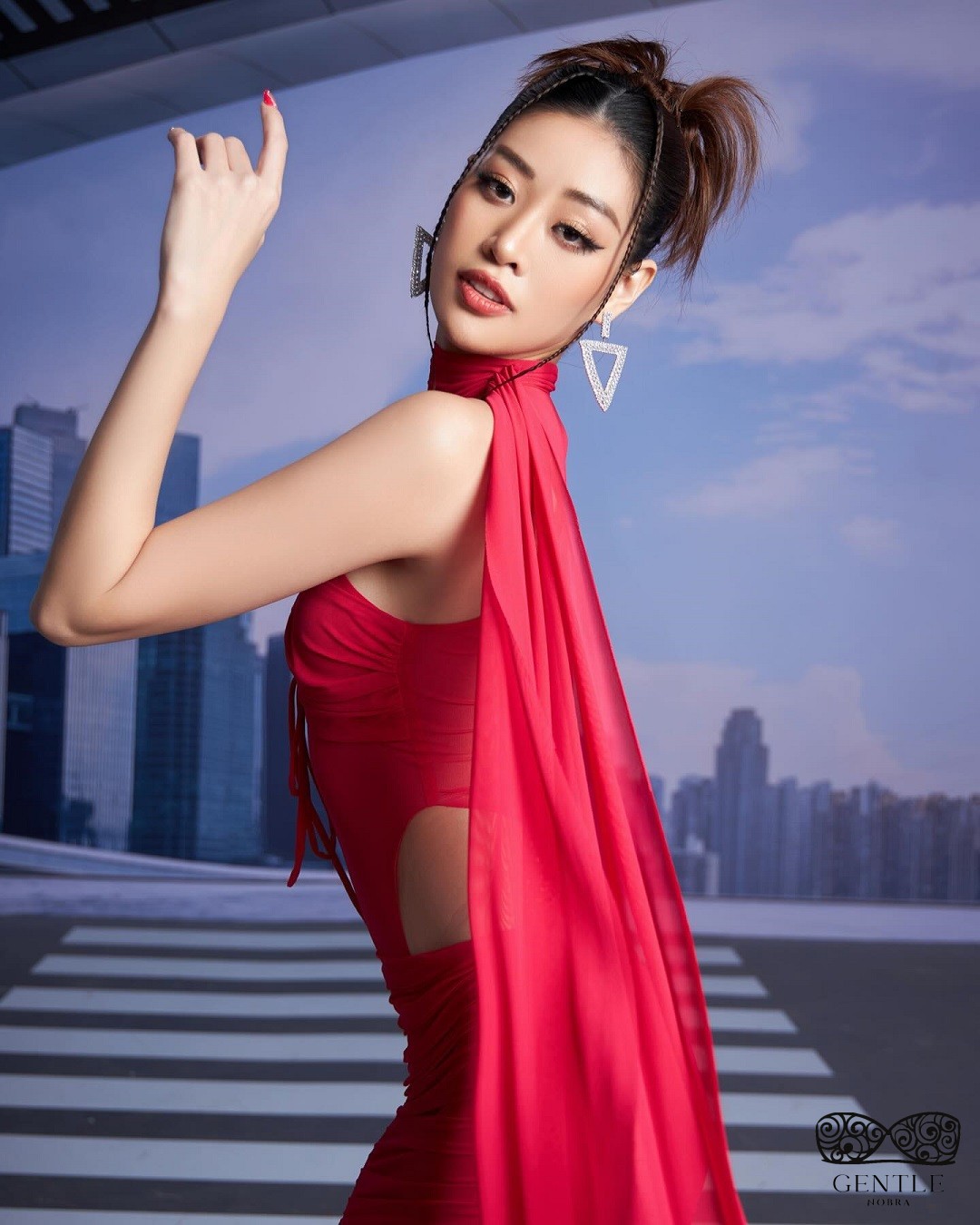 hoa hậu nguyễn trần khánh vân sexy 3