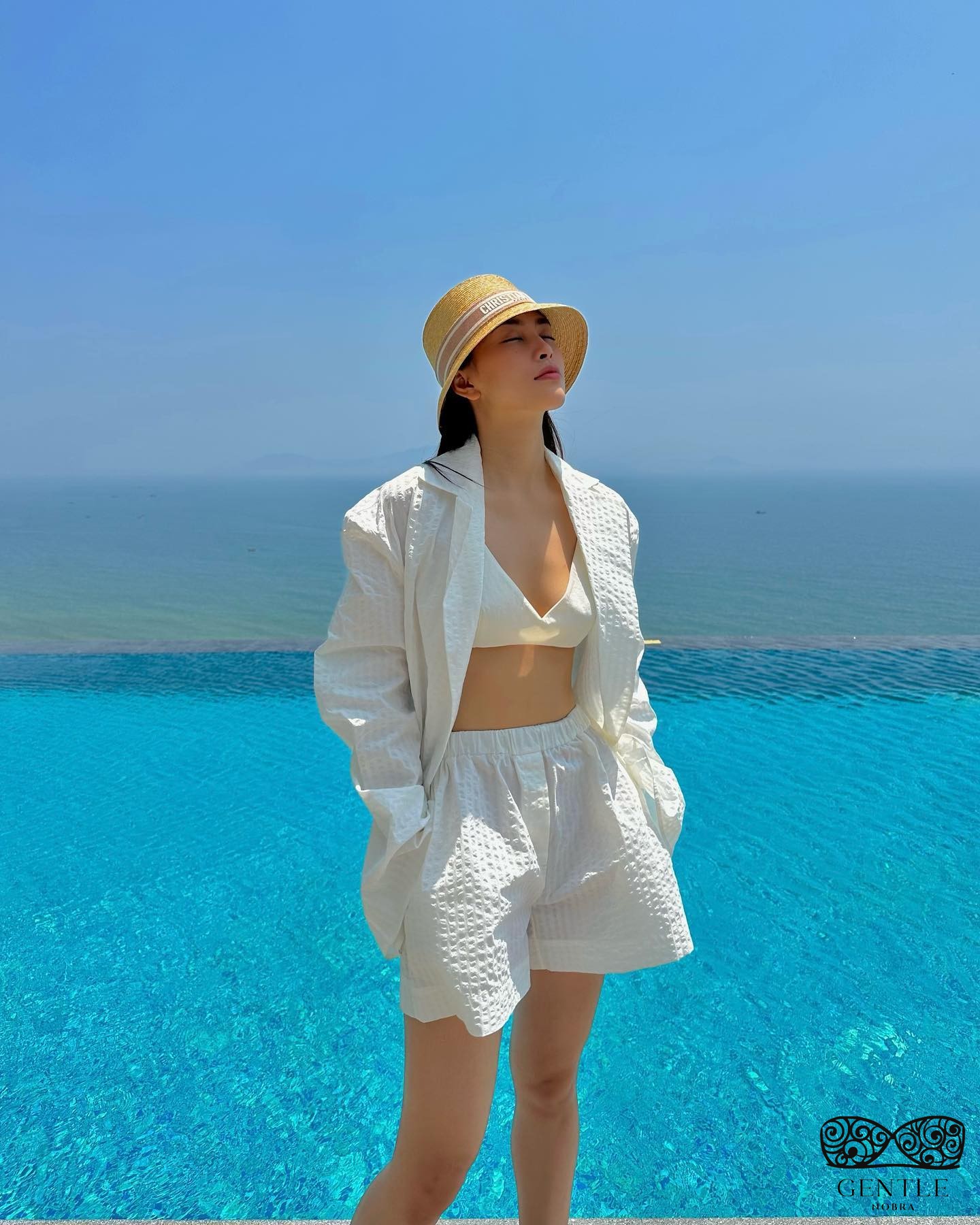 129+ Ảnh Hoa Hậu Tiểu Vy Bikini Sexy Khoe Dáng Bỏng Mắt 30 trần tiểu vy bikini 2