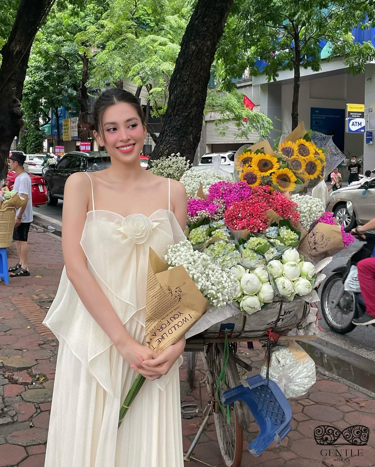 129+ Ảnh Hoa Hậu Tiểu Vy Bikini Sexy Khoe Dáng Bỏng Mắt 61 hình tiểu vy sexy5