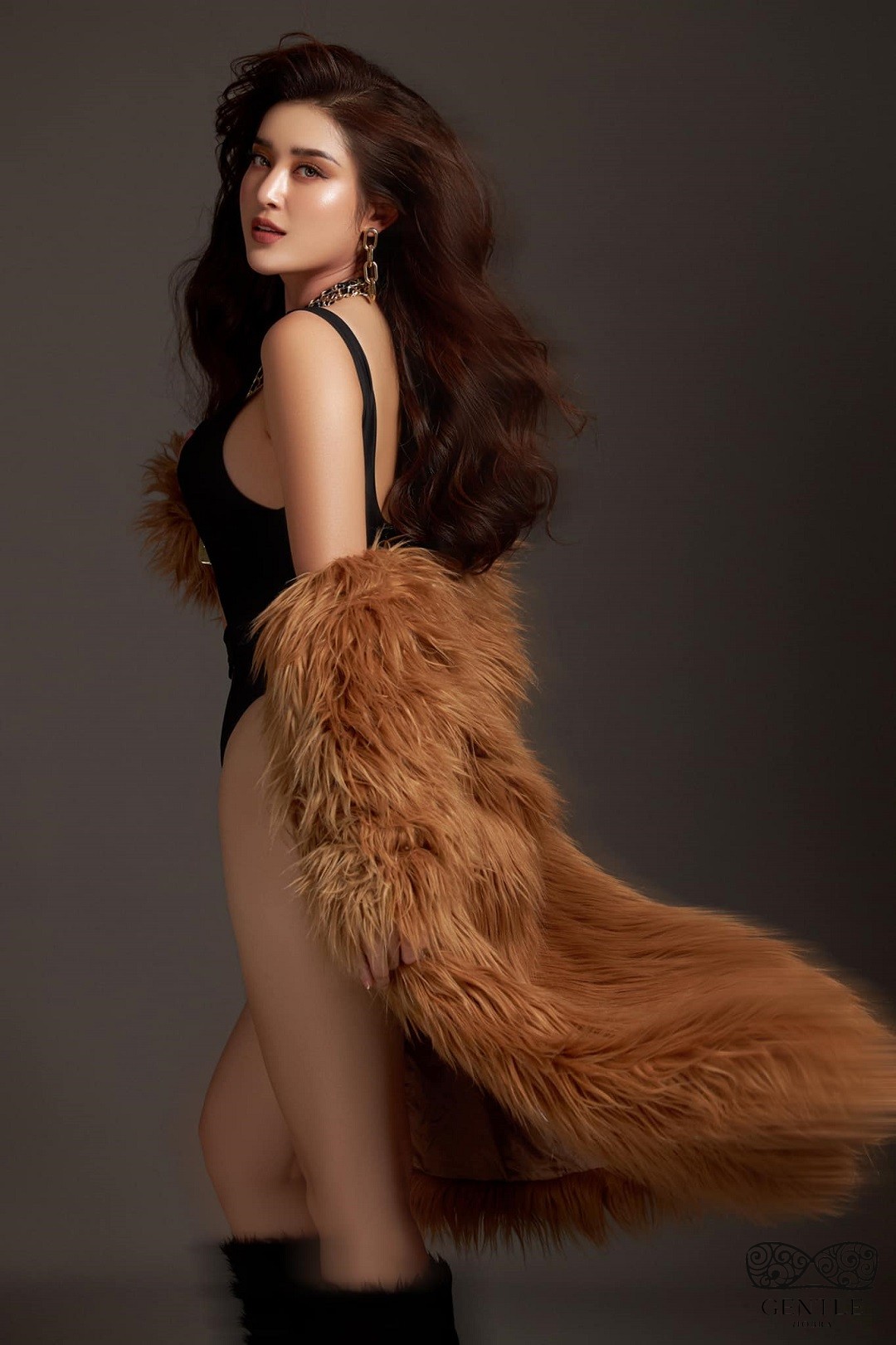 88+ Ảnh Á Hậu Huyền My Bikini Xẻ Sâu Khoe Dáng Hiếm Thấy 35 nguyễn trần huyền my bikini 2