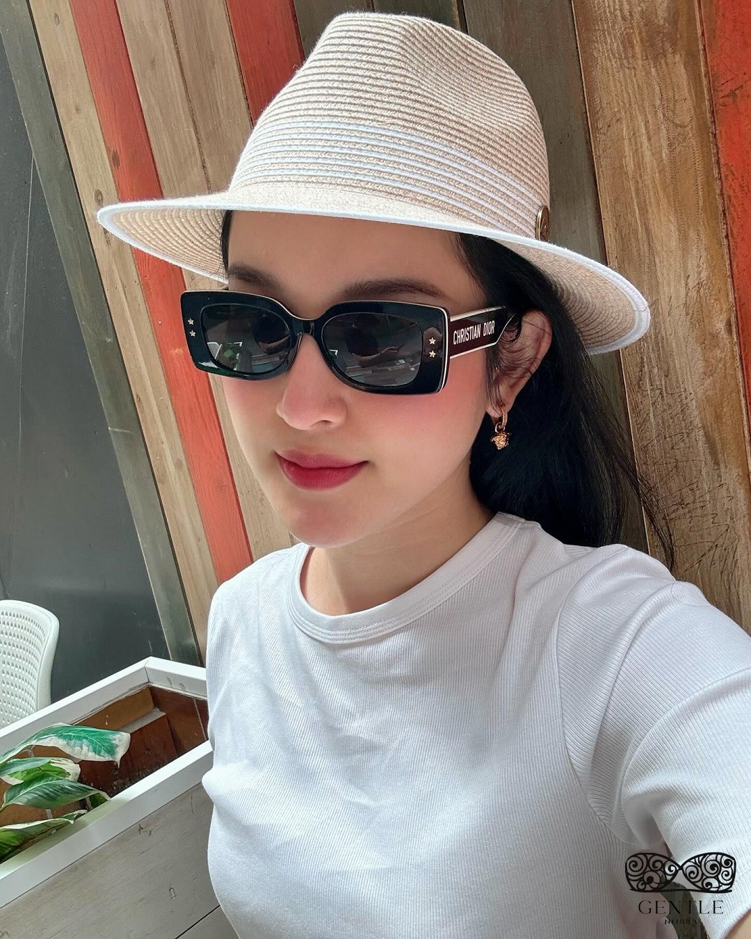 88+ Ảnh Á Hậu Huyền My Bikini Xẻ Sâu Khoe Dáng Hiếm Thấy 60 ảnh Huyền My đi chơi 2