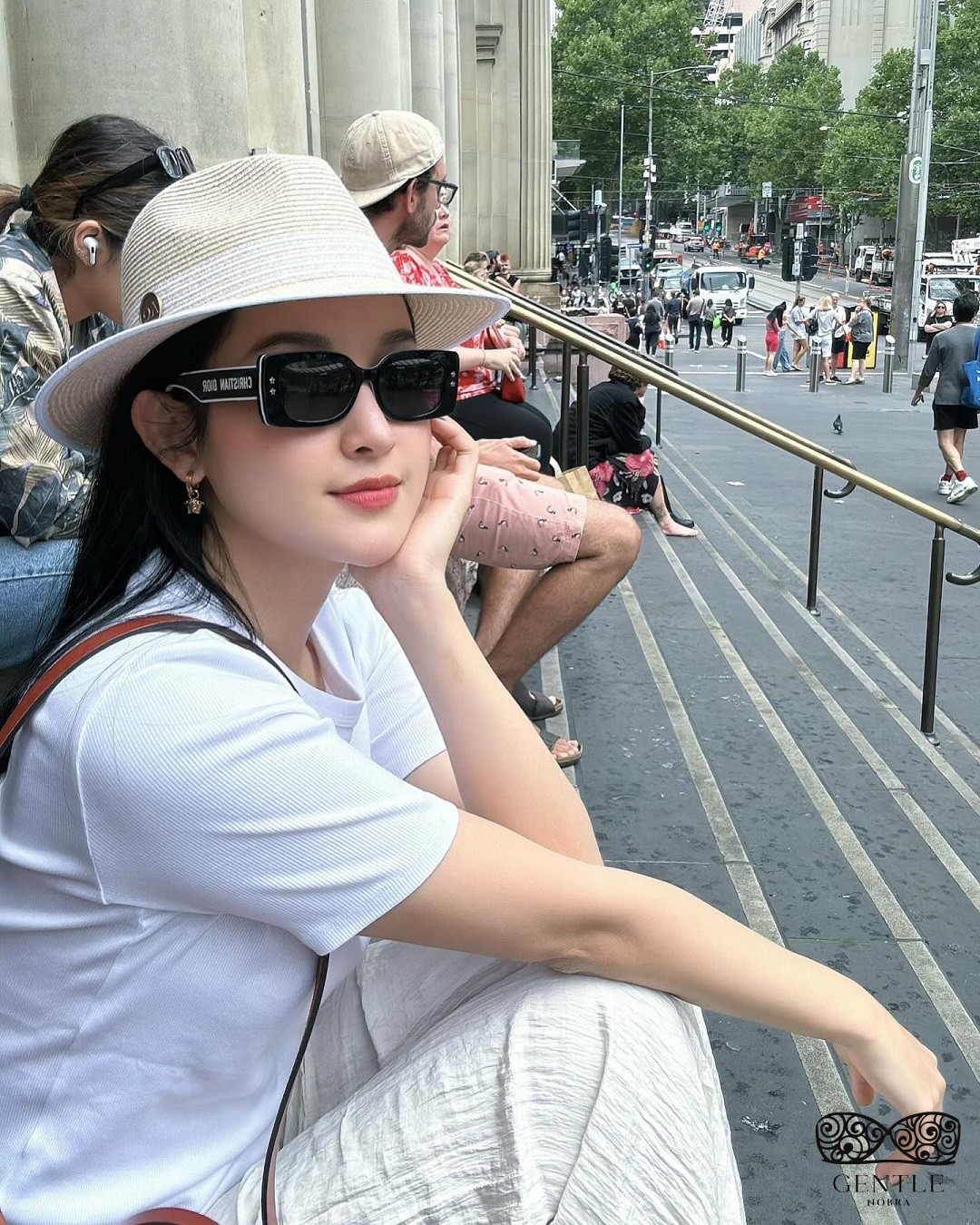 88+ Ảnh Á Hậu Huyền My Bikini Xẻ Sâu Khoe Dáng Hiếm Thấy 76 ảnh Huyền My đi chơi 5