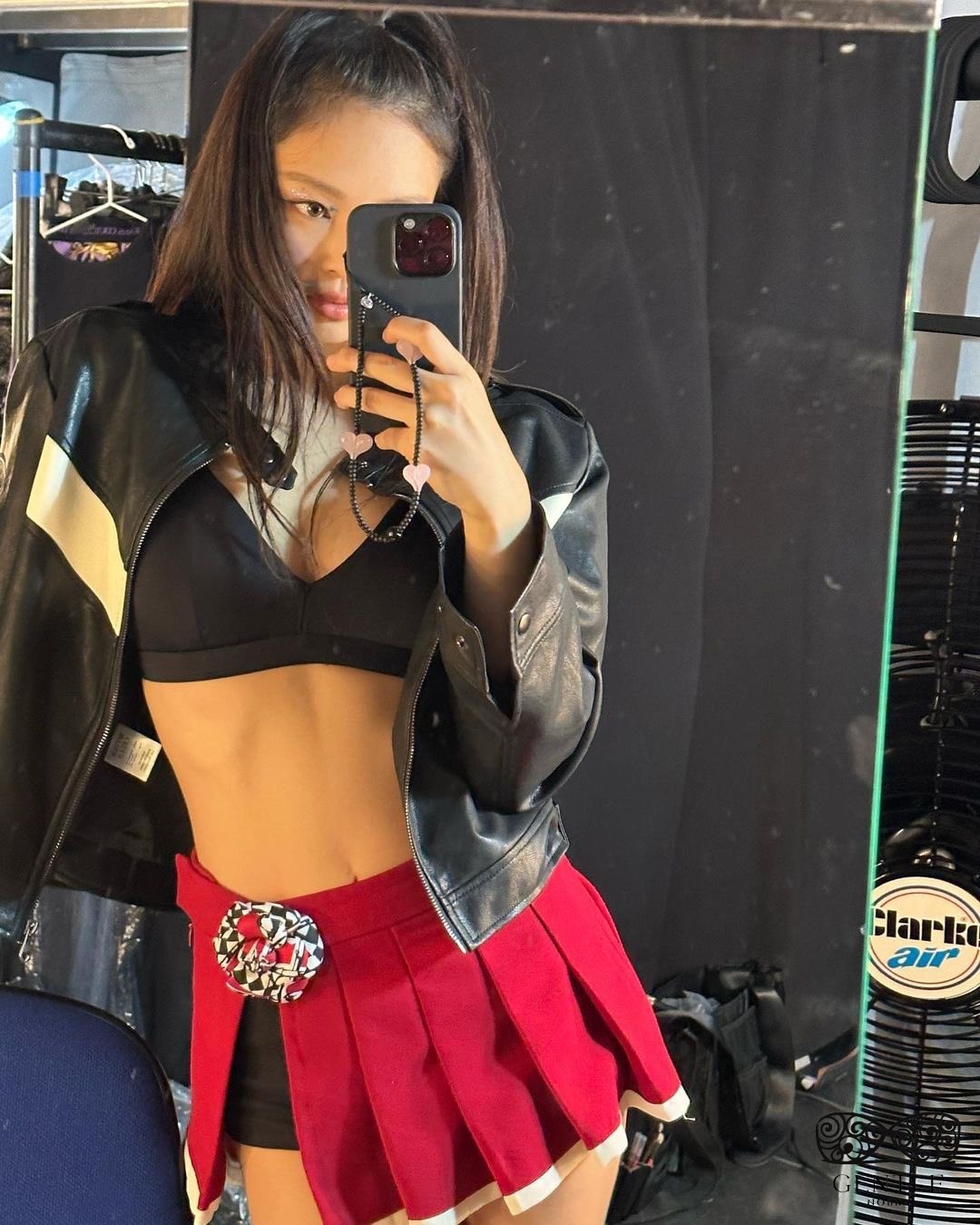 hình ảnh jennie sexy 4