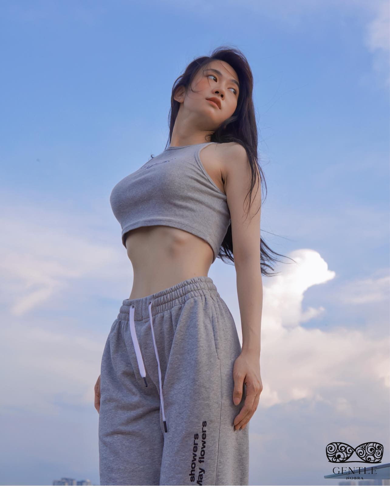 Lộ Hình Ảnh Lê Bống Bikini Khoe Hàng Nóng Bỏng Cực Cháy 26 lê bống bikini