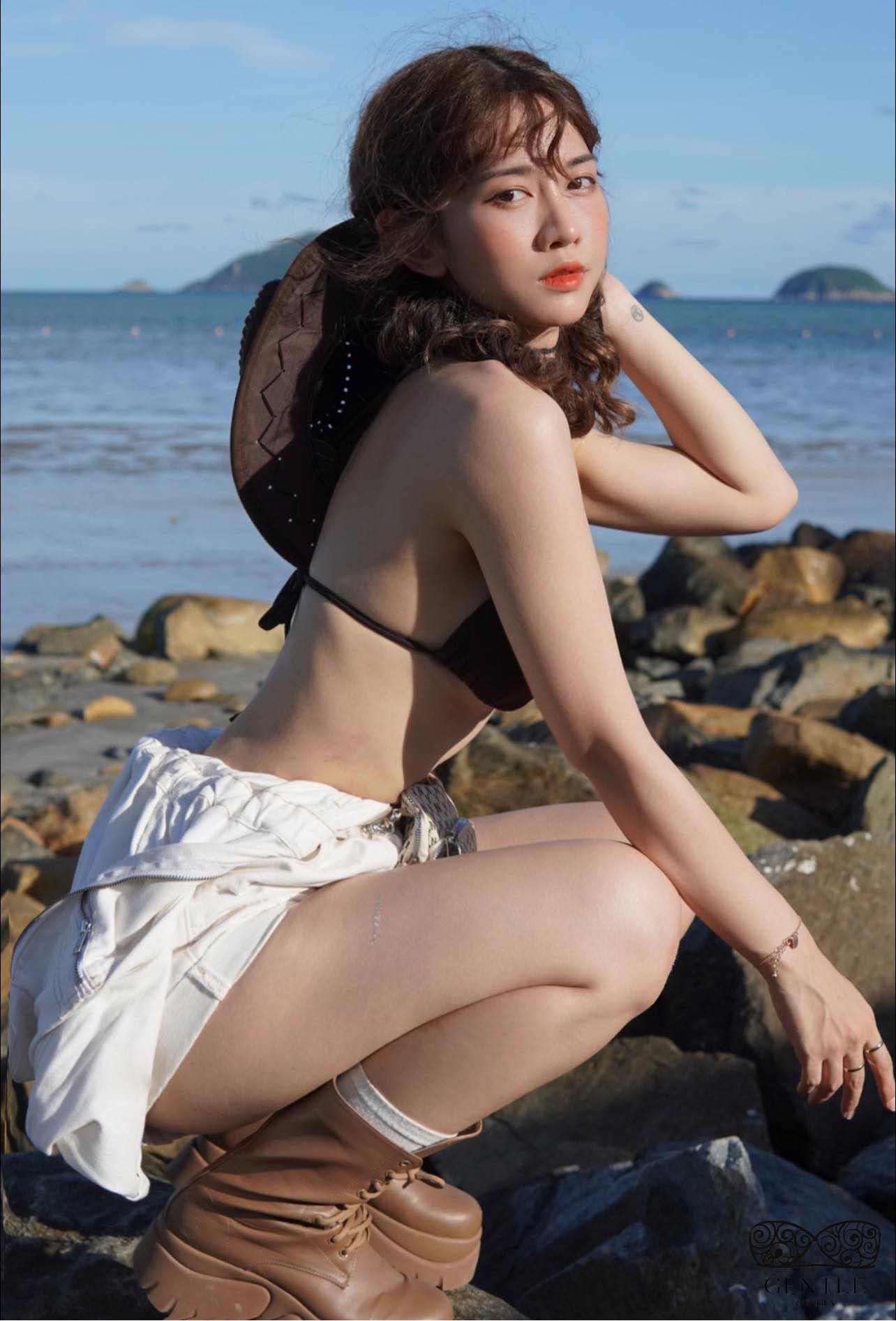 lê bống diện bikini 3