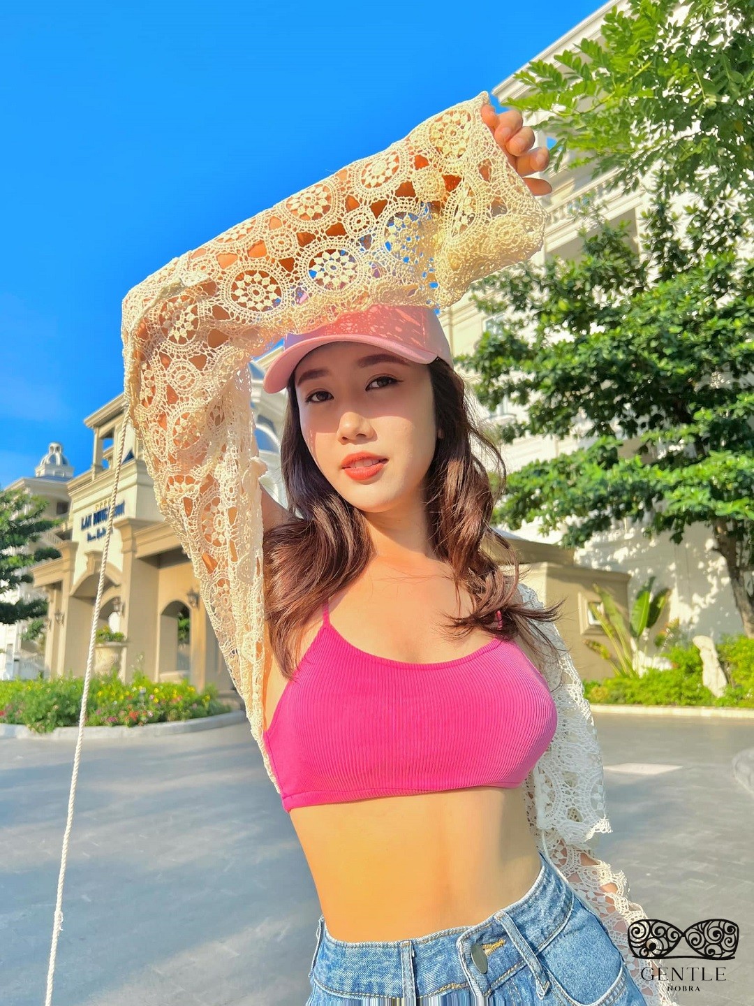 thúy ngân mặc bikini