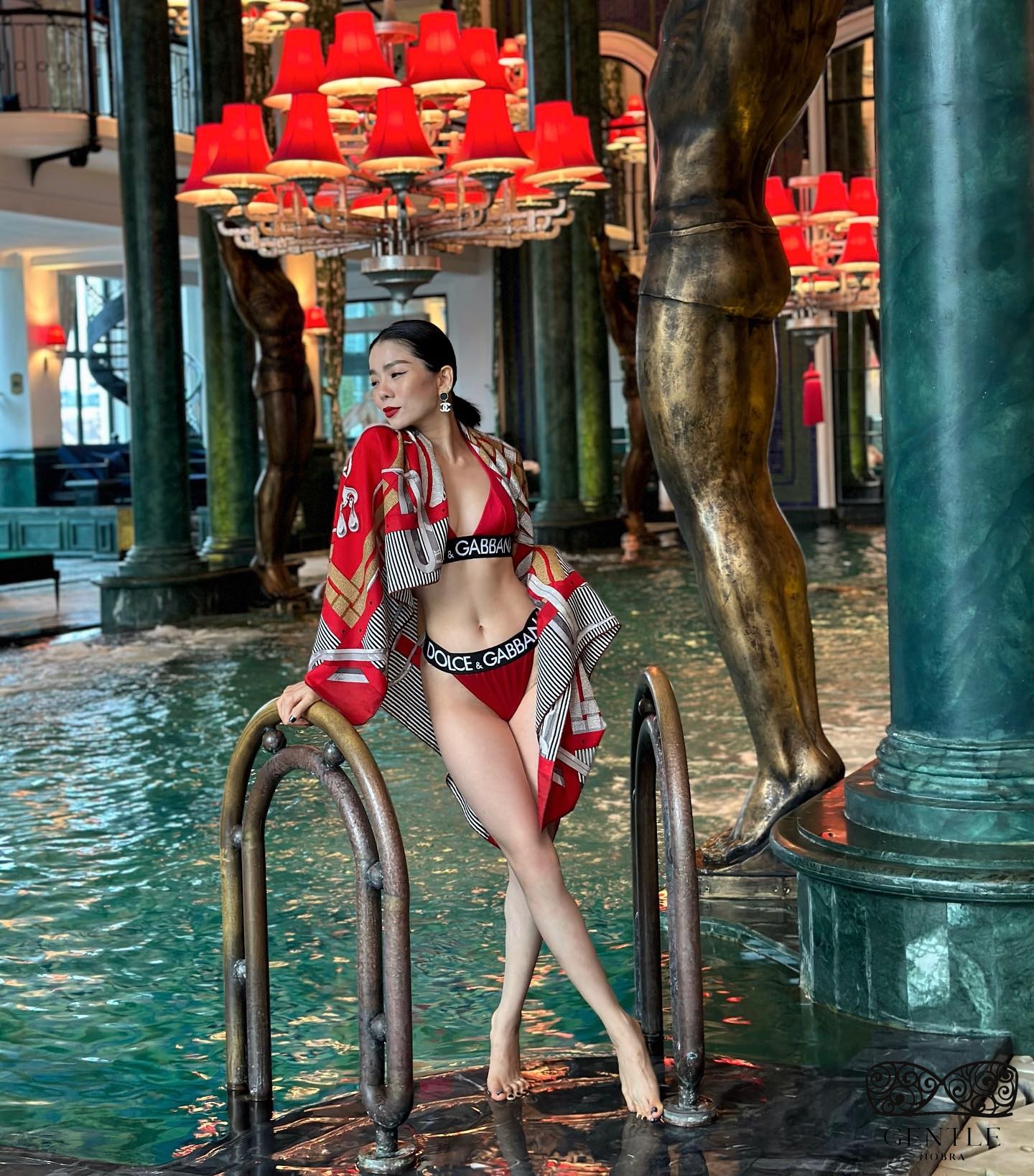ca sĩ lệ quyên bikini 4