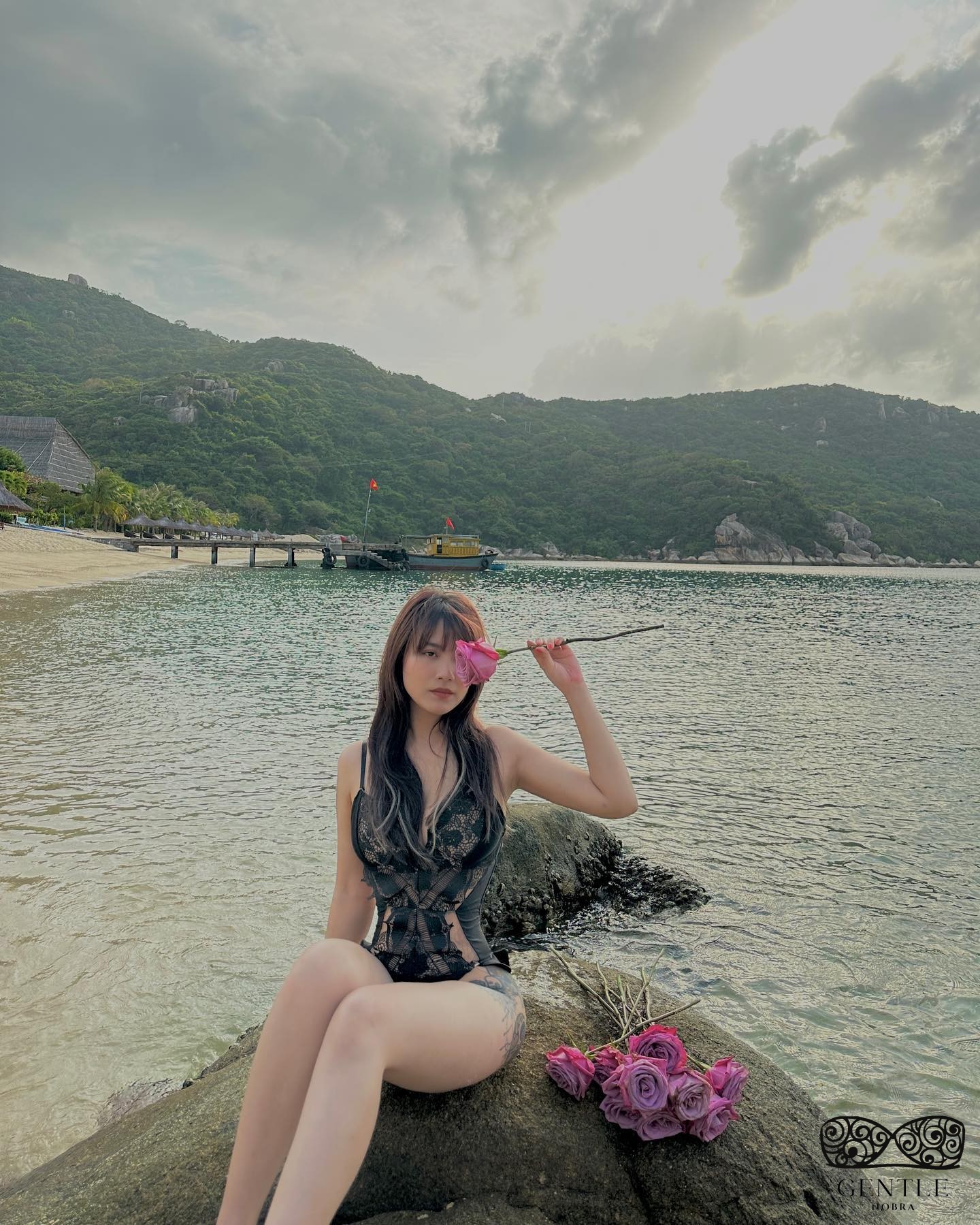 anh linh miu mac bikini 3