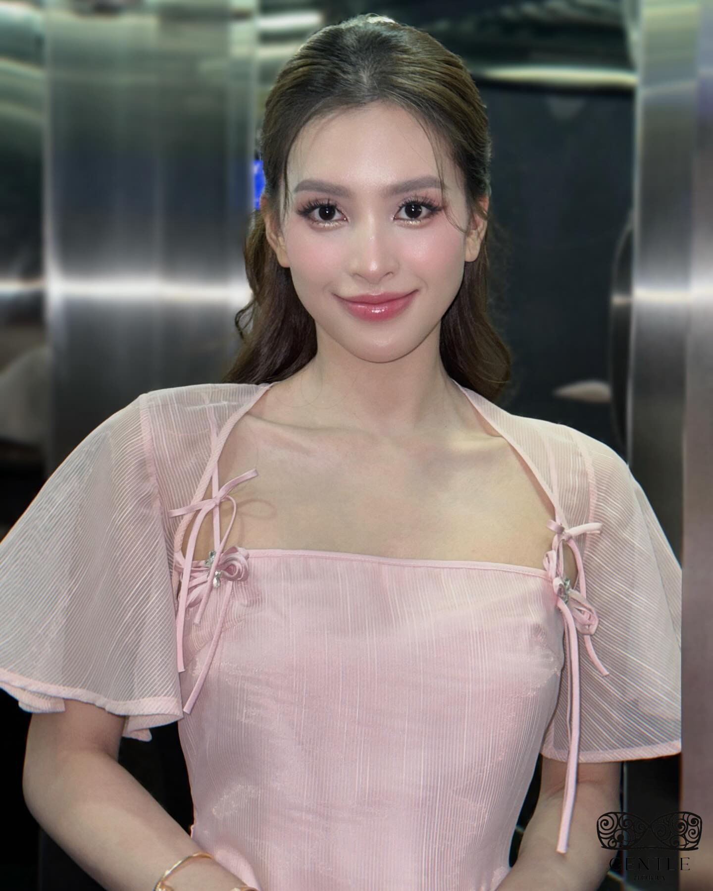 129+ Ảnh Hoa Hậu Tiểu Vy Bikini Sexy Khoe Dáng Bỏng Mắt 71 trần tiểu vy sexy 4