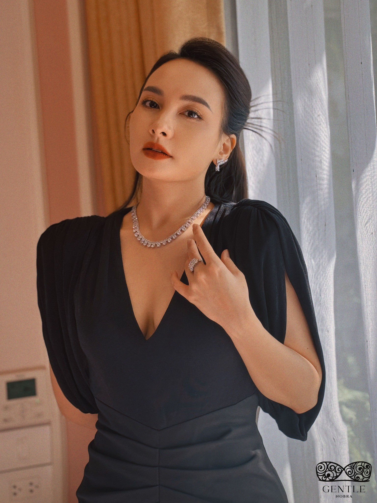 ảnh diễn viên Bảo Thanh sexy 5