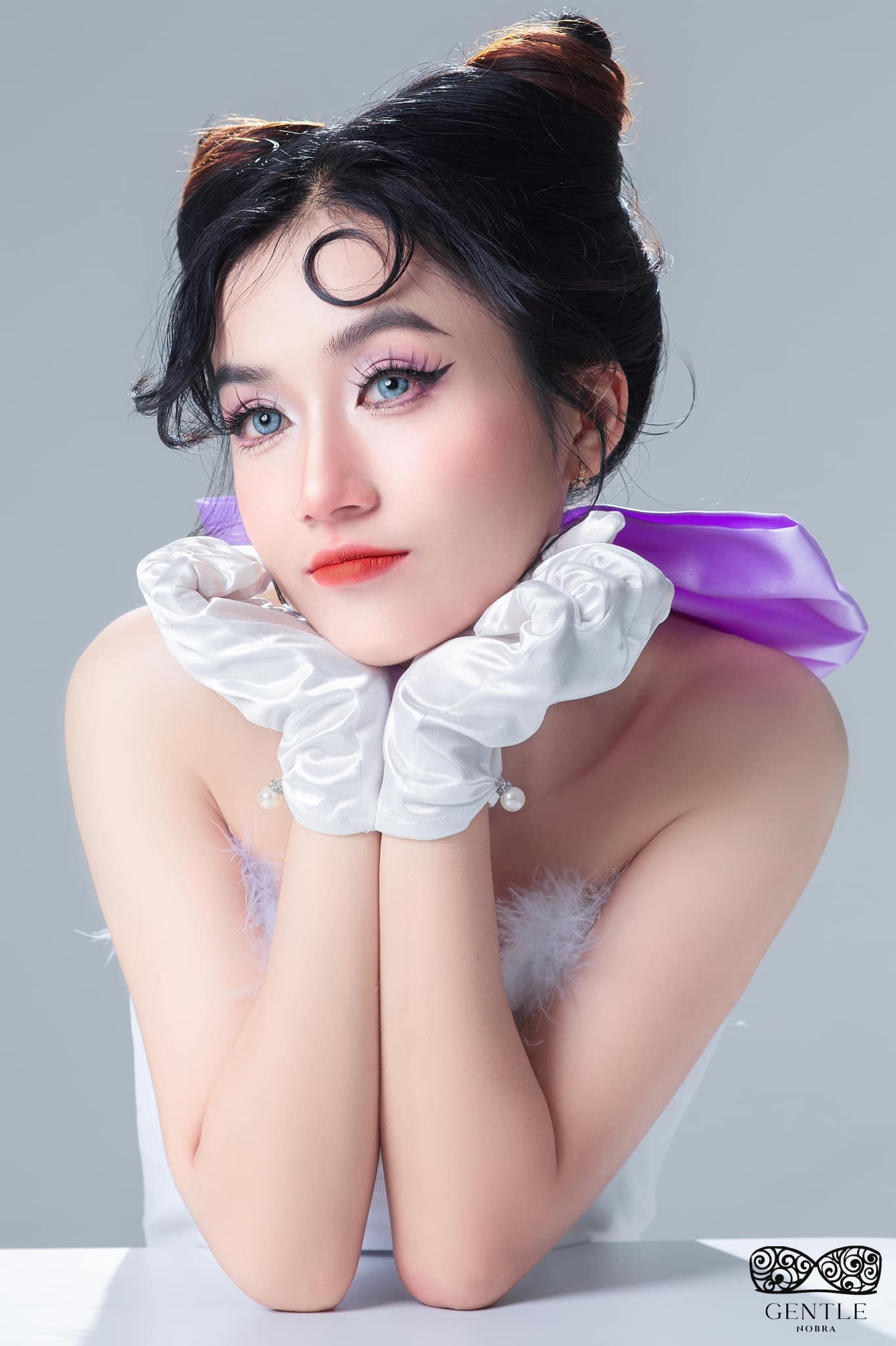 ảnh trend Bạn gái mèo Tom dễ thương