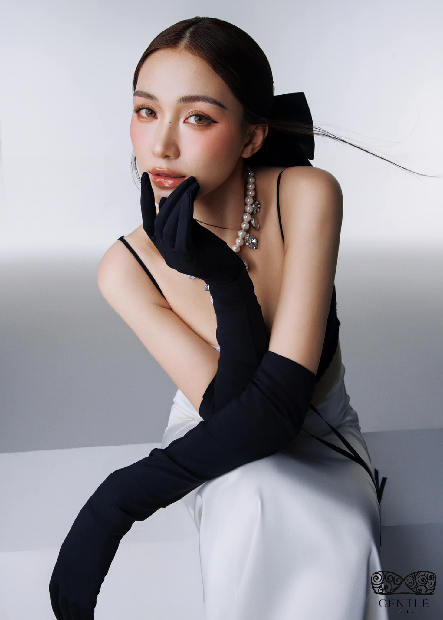 55+ ảnh ca sĩ Hòa Minzy mặc bikini khoe body mẹ đơn thân 16 ảnh Hòa Minzy sexy cuốn hút 5