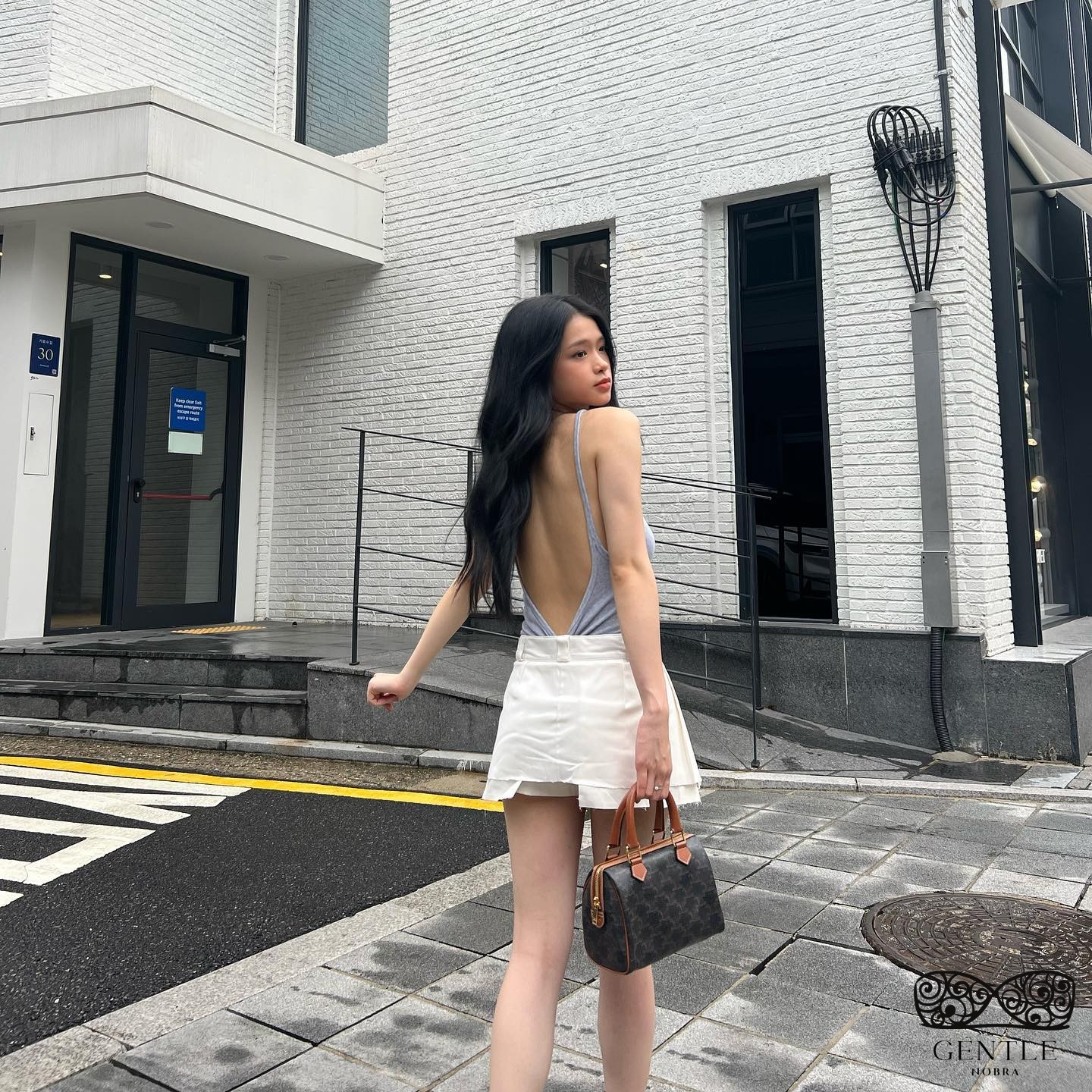 hotgirl linh ka sexy 5